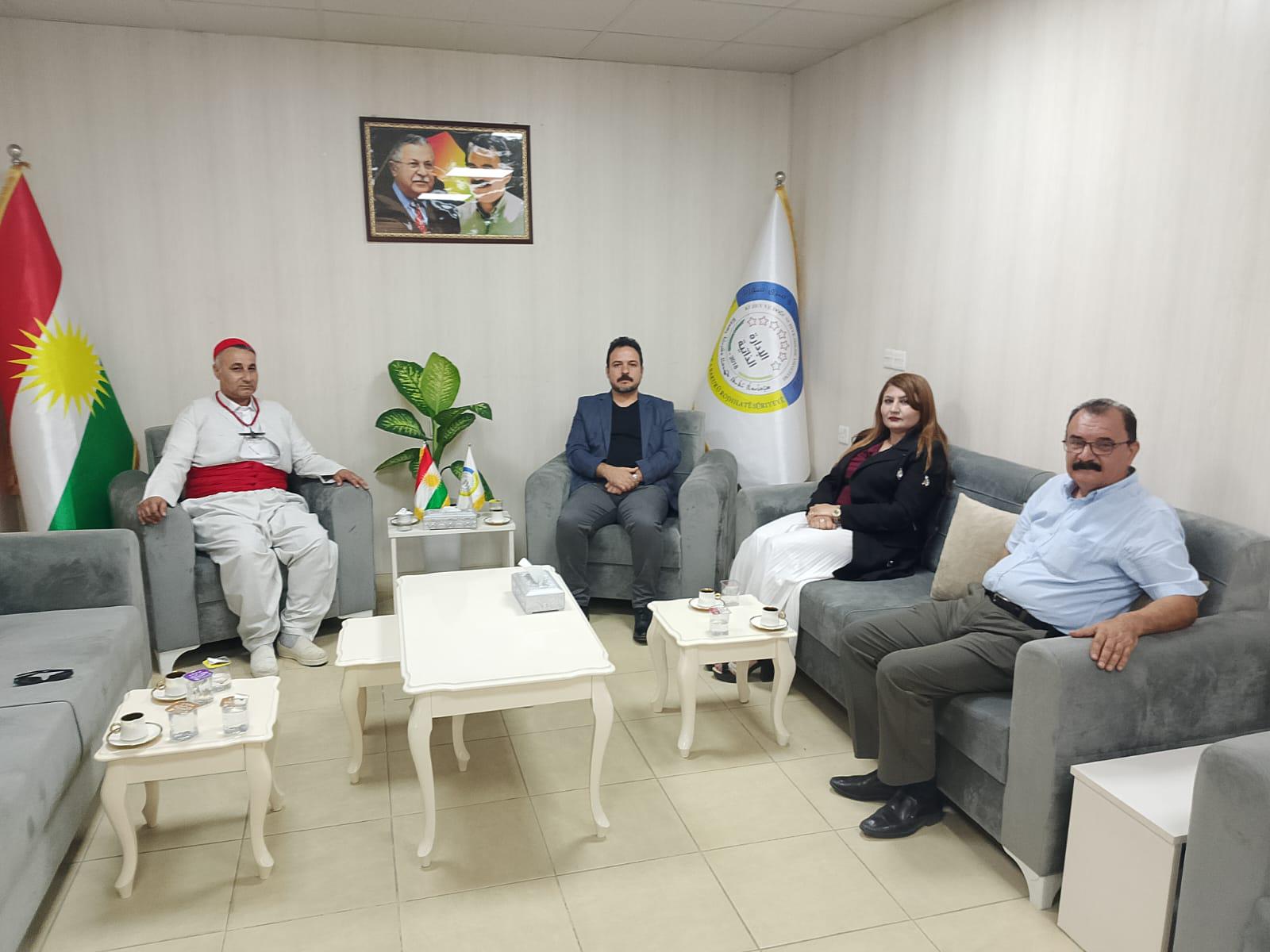 وفد من المجلس الأعلى الزردشتي يلتقي بممثلية الإدارة الذاتية في السليمانية 6 a9daaa6a df0b 42d5 8c32 373b9ffe77c0